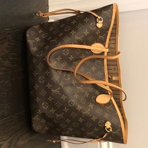 Louis Vuitton Neverfull